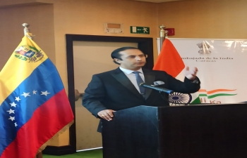 Ambassador Abhishek Singh made presentations on the possibilities of facilitating  trade and cultural links of states of Bihar, Gujarat and Delhi with Venezuela. The event saw enthusiastic participation from Venezuelan side
